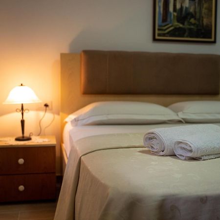 Hotel Borklad Berat Camera foto