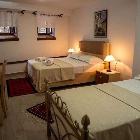 Hotel Borklad Berat Camera foto