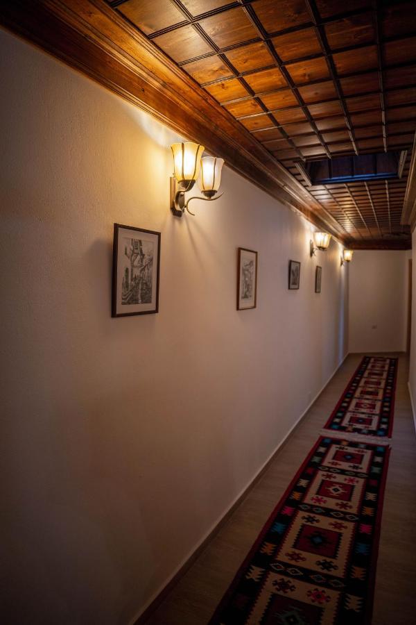 Hotel Borklad Berat Esterno foto