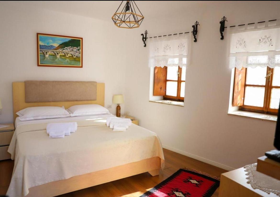 Hotel Borklad Berat Esterno foto